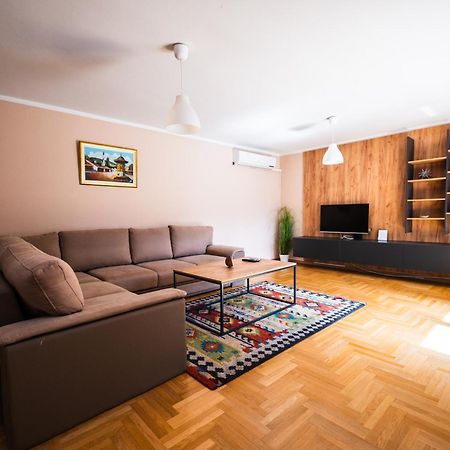 Spacious & Modern Apartments- Old Town Сараево Екстериор снимка