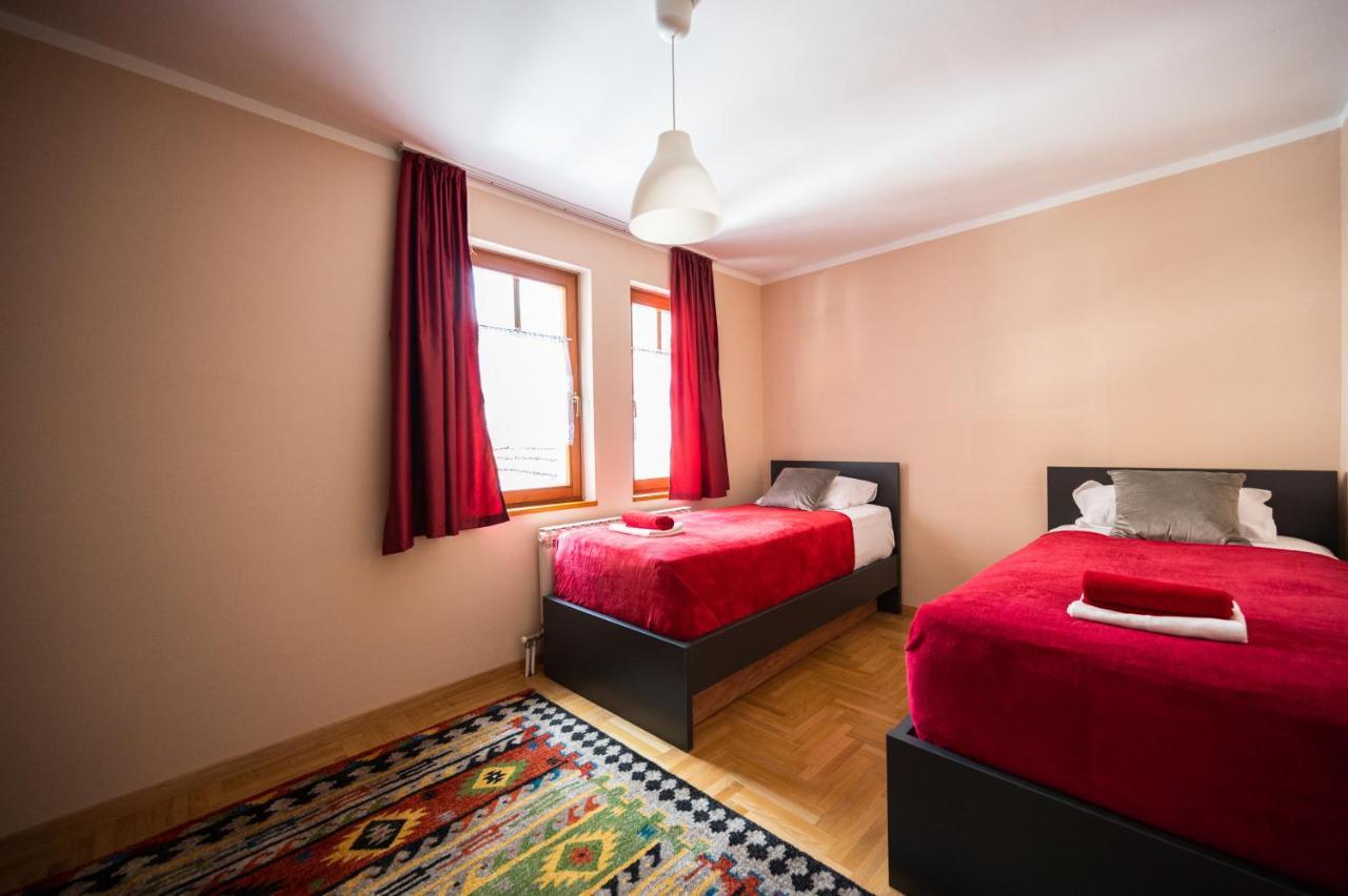 Spacious & Modern Apartments- Old Town Сараево Екстериор снимка