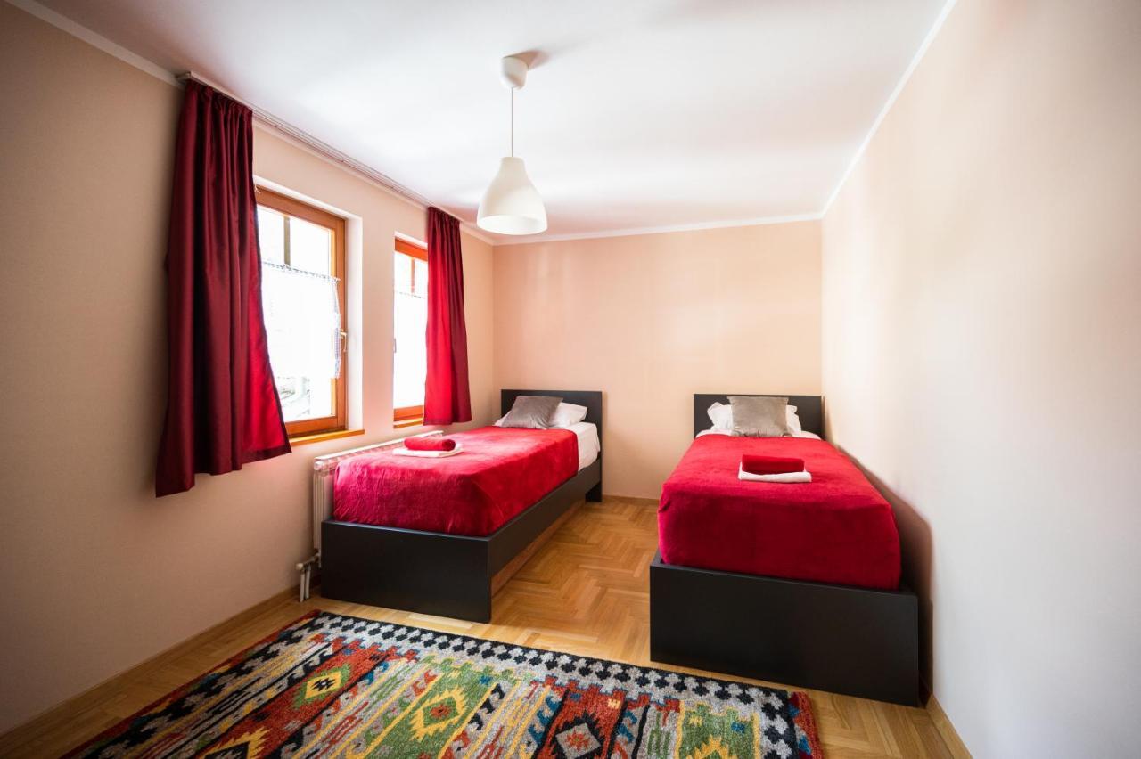 Spacious & Modern Apartments- Old Town Сараево Екстериор снимка