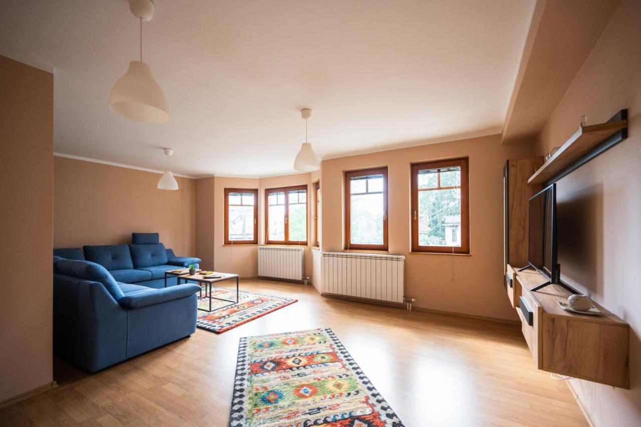 Spacious & Modern Apartments- Old Town Сараево Екстериор снимка