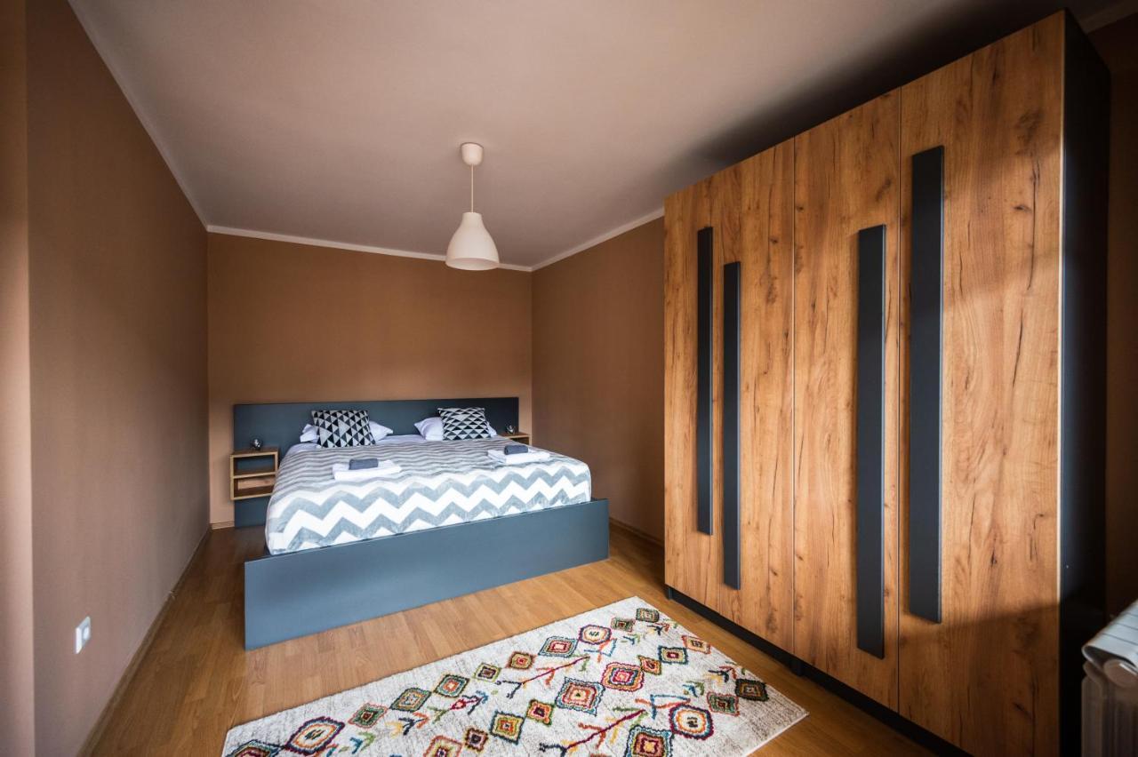 Spacious & Modern Apartments- Old Town Сараево Екстериор снимка